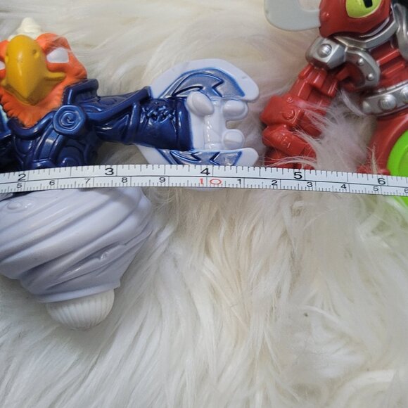 McDonalds Kid's Collectible Spyro/Skylanders Lot of 6 Toy Action Figures - Picture 12 of 13